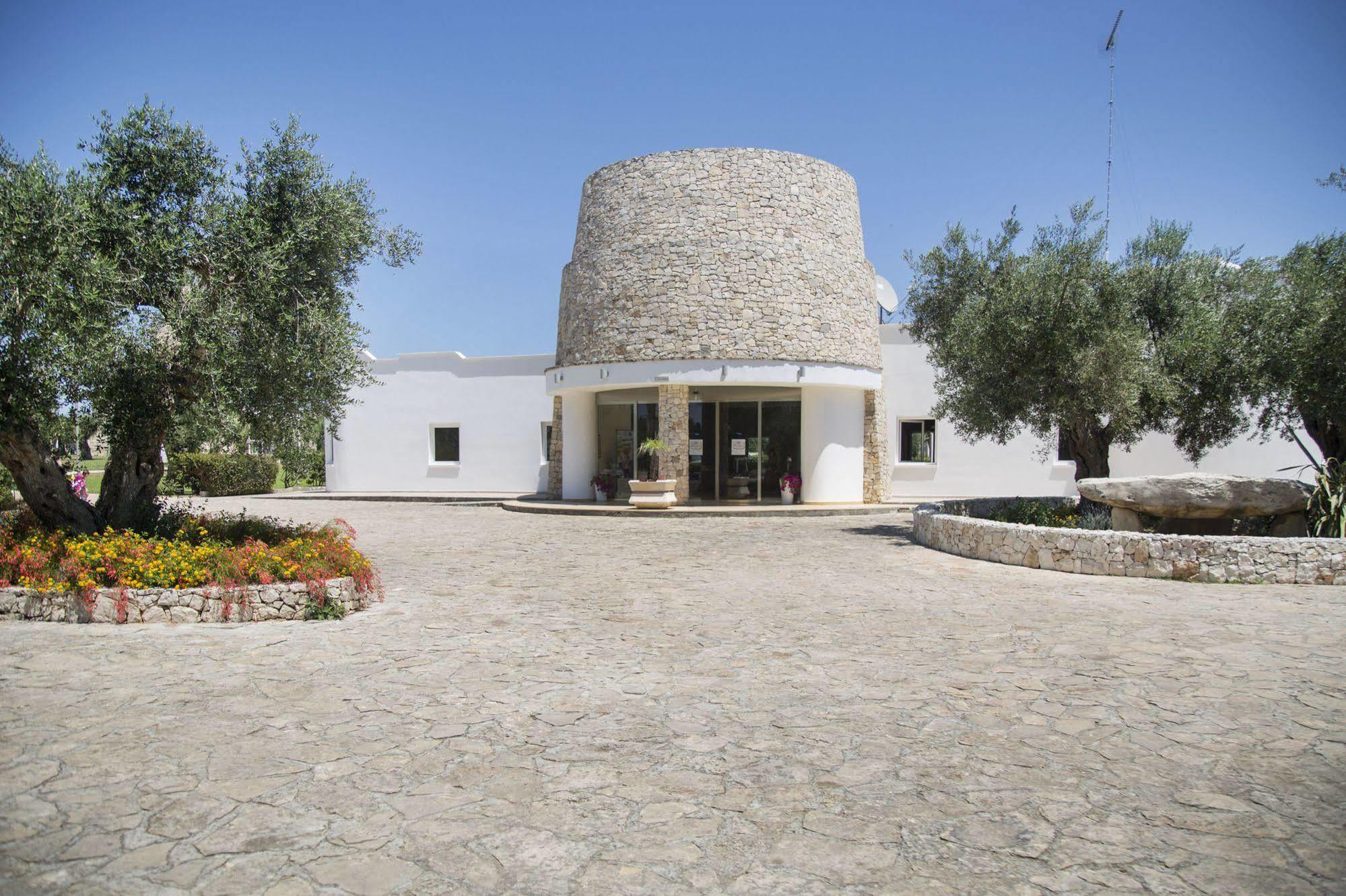 Dolmen Sport Resort Minervino di Lecce Exteriör bild